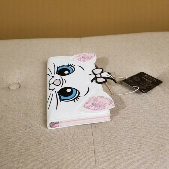 Loungefly Disney the Aristocats Marie Floral Cosplay Flap Wallet NEW - Picture 6 of 12
